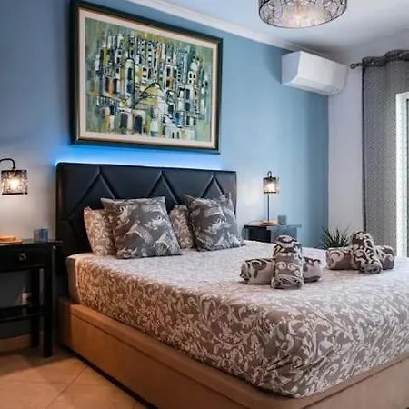 Penthouse With Terrace * Ольян